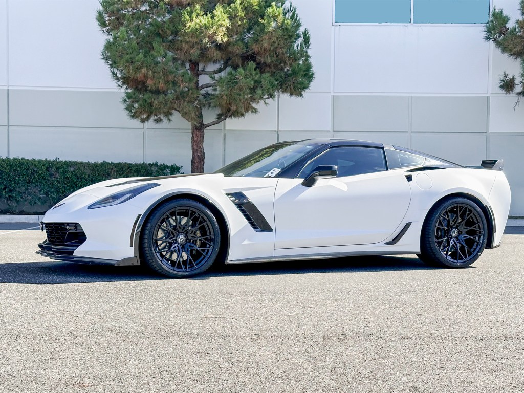 FORGEDLITE-MC20-GLOSS-BLACK-19X10-20X12-WHEELDESIGNERS-05