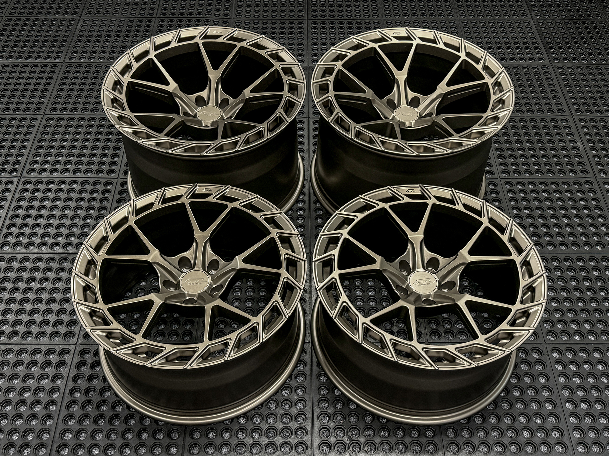 FORGEDLITE-TF5-SATIN BRONZE-1