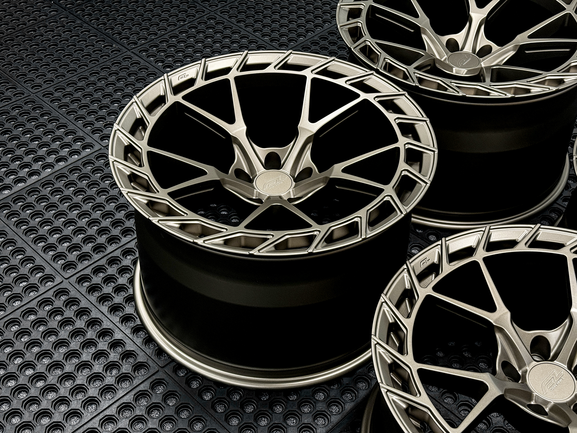 FORGEDLITE-TF5-SATIN BRONZE-2