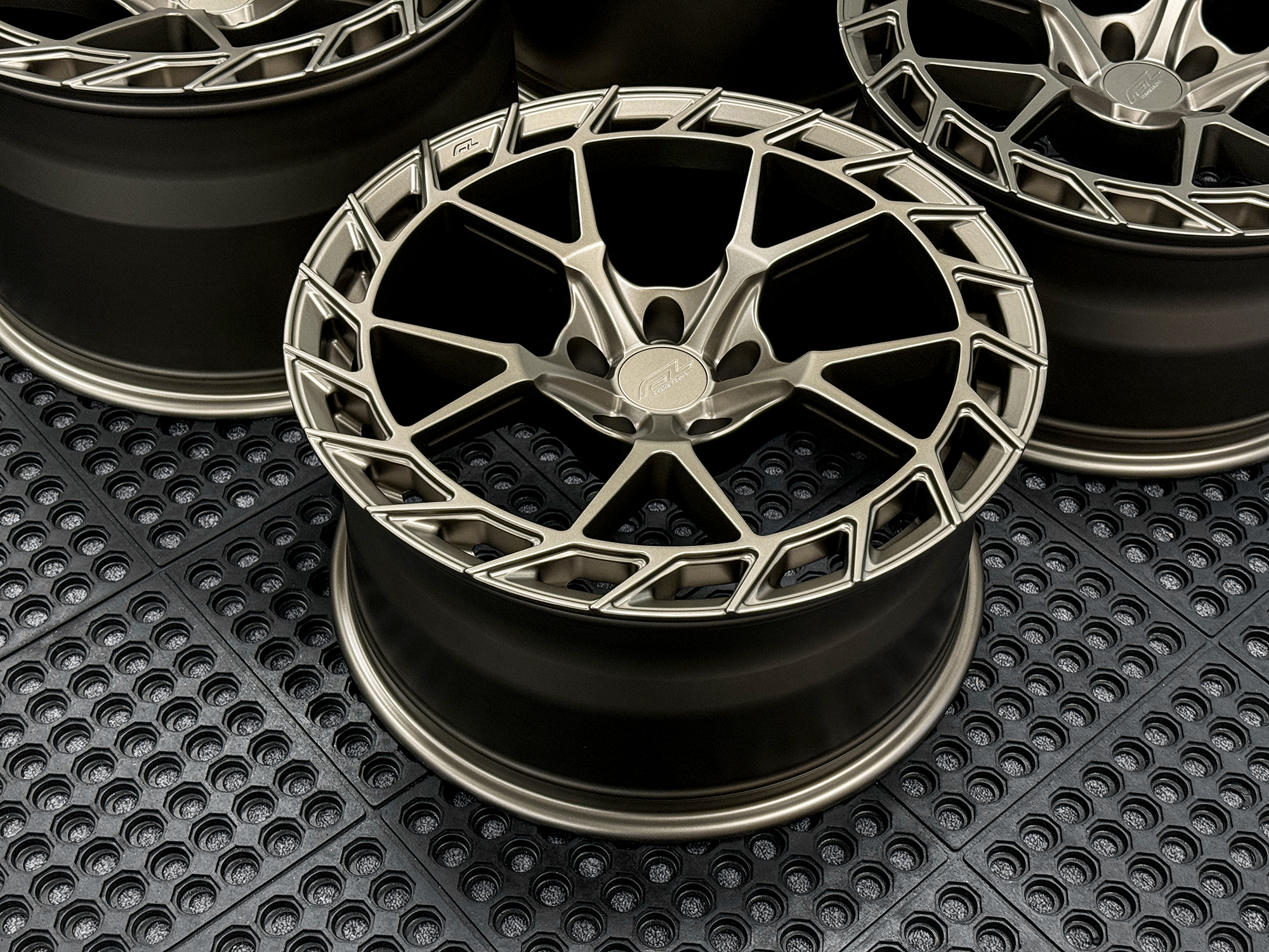 FORGEDLITE-TF5-SATIN BRONZE-3