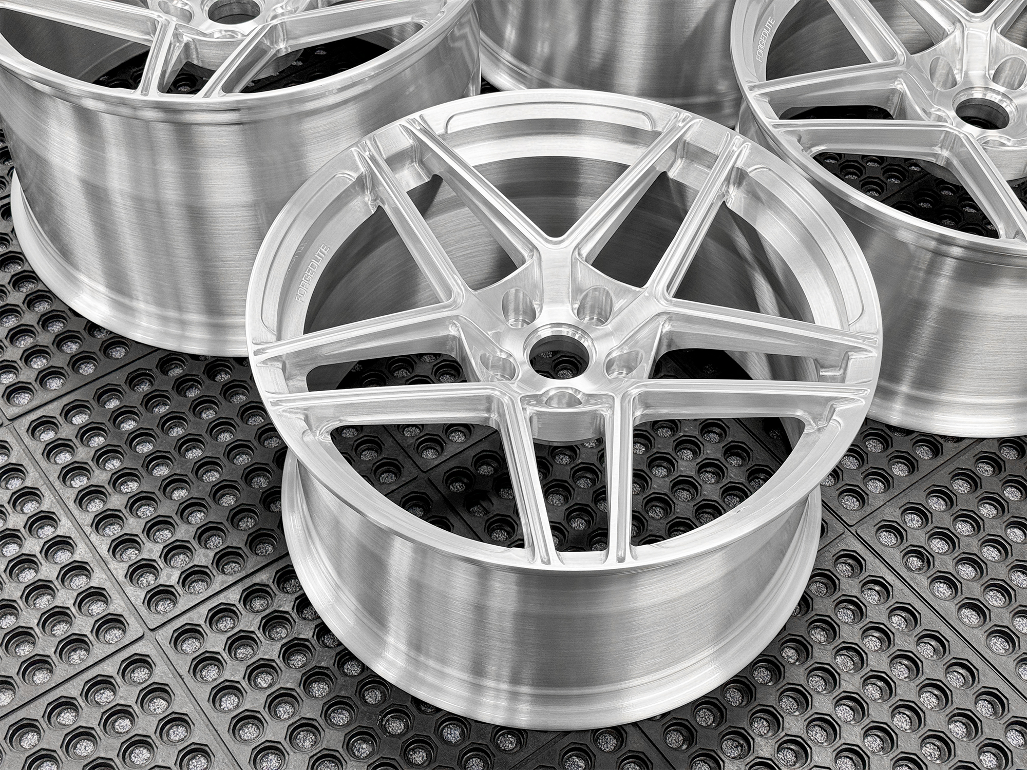 MC2-BRUSHED-ALUMINUM-3 (1)