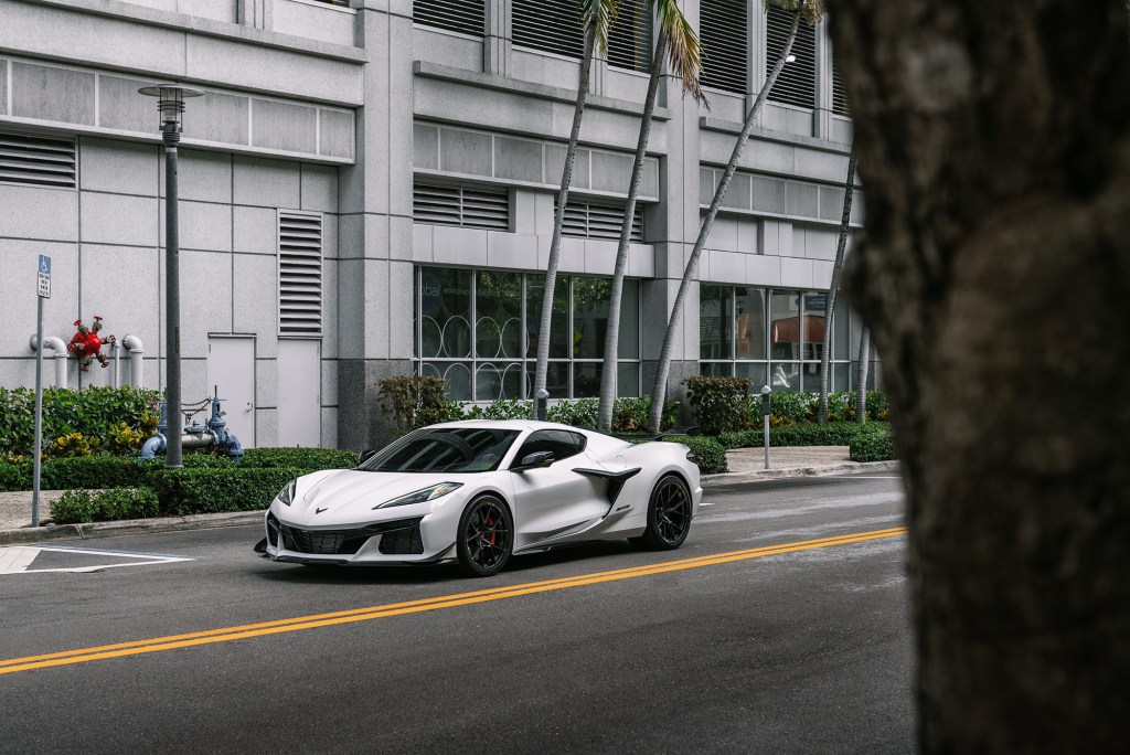 MC5 CARBON FLASH C8 Z06 -14