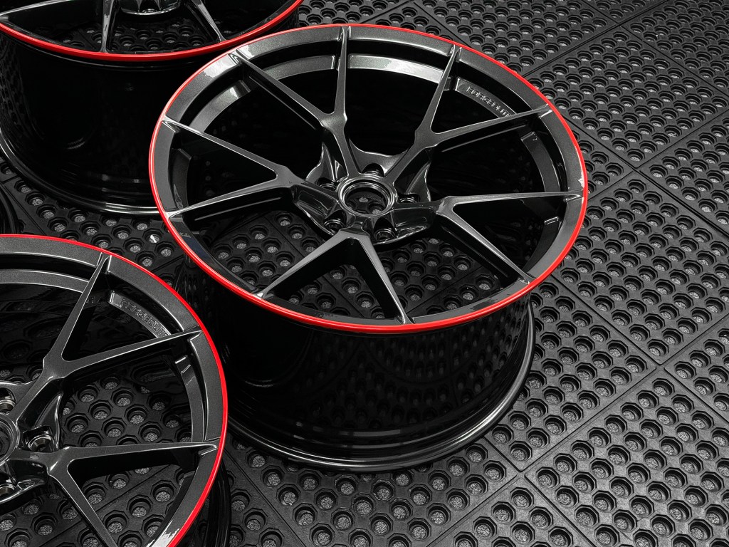 FORGEDLITE-MC5-CARBON-FLASH-RED-PINSTRIPE